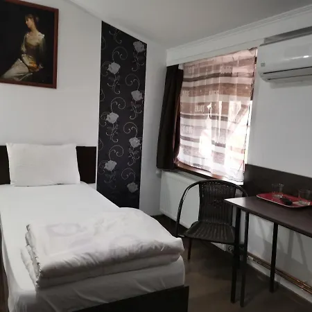 Hostel Joe