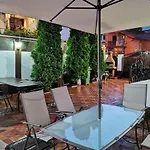 Joe بيت شباب *