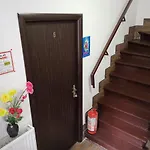 بيت شباب Joe بوخارست