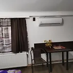 بيت شباب Joe بوخارست