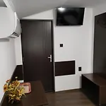 بيت شباب Joe بوخارست