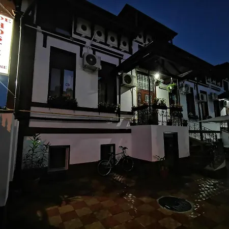 Vandrerhjem Joe Bukarest